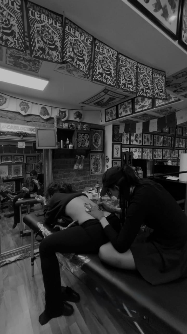 Portrait of Carou Chiarelli at work